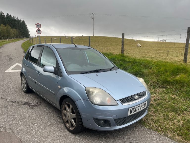 Low mileage 07 Ford Fiesta 1.2 Zetec for spares or repair