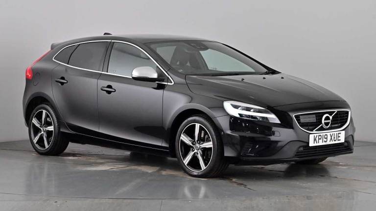 2019 Volvo V40 D3 R-Design Pro Automatic Panoramic Sunroof Electric & Heated  Seats Hatchback Die...