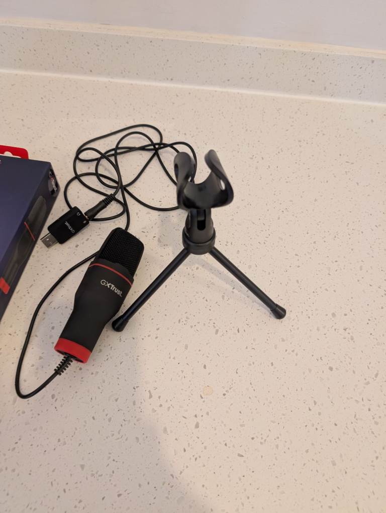 Trust GXT 244 Mico USB Gaming Microphone with Tripod