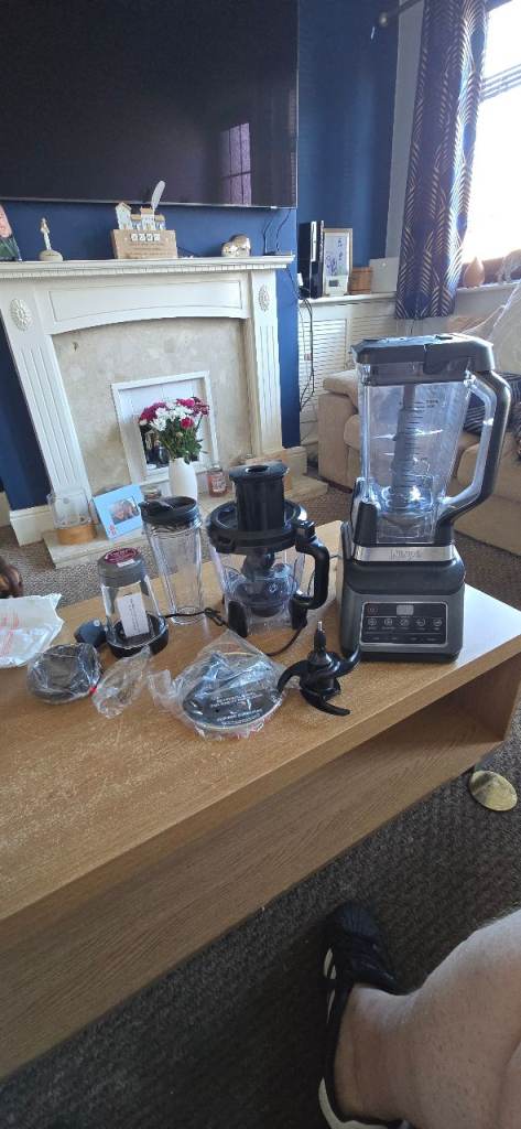 Ninja Auto-IQ BN800UK 3-in-1 Food Processor - As New Condition