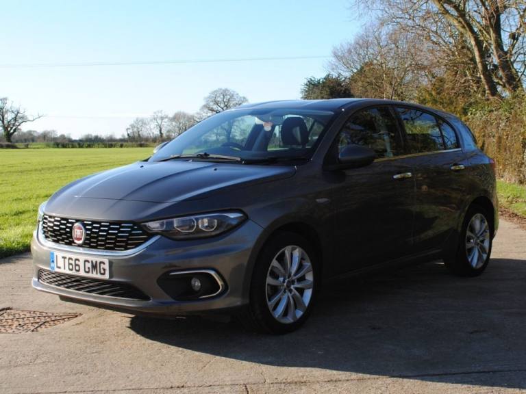 2016 66 FIAT TIPO 1.4 T-JET LOUNGE HATCHBACK 5DR PETROL MANUAL EURO 6 (S/S) (120