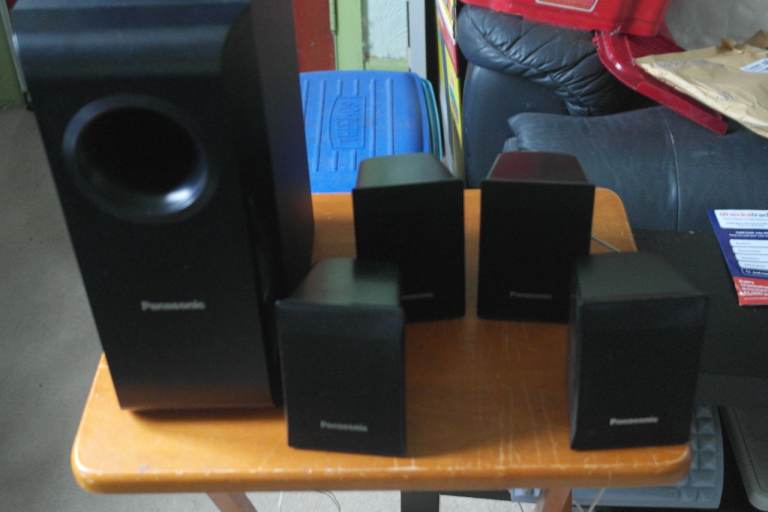 Panasonic 5.1 Surround Sound Speaker System – Black, Good Condition