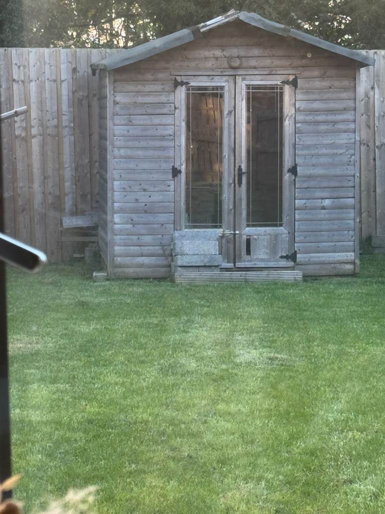 Sun house shed 