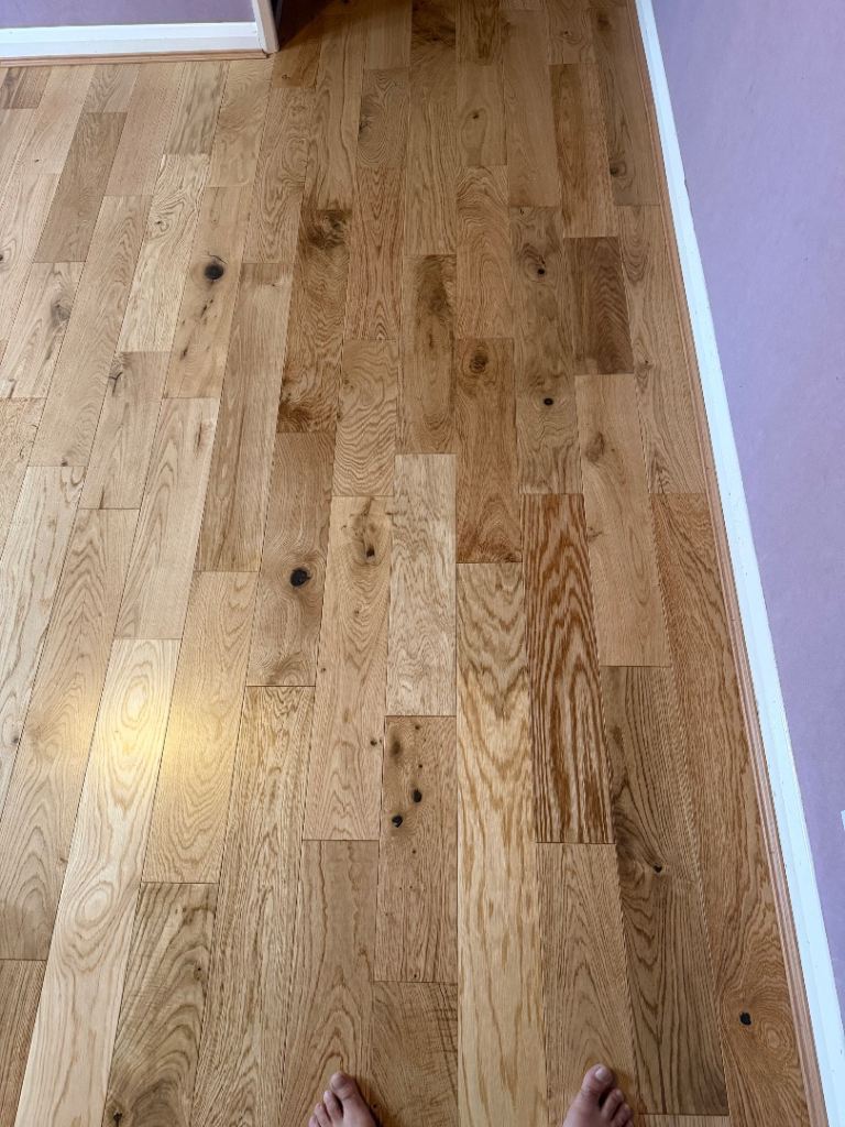 We do All type of flooring carpeting,laminate flooring etc.carpet installer/ technician.