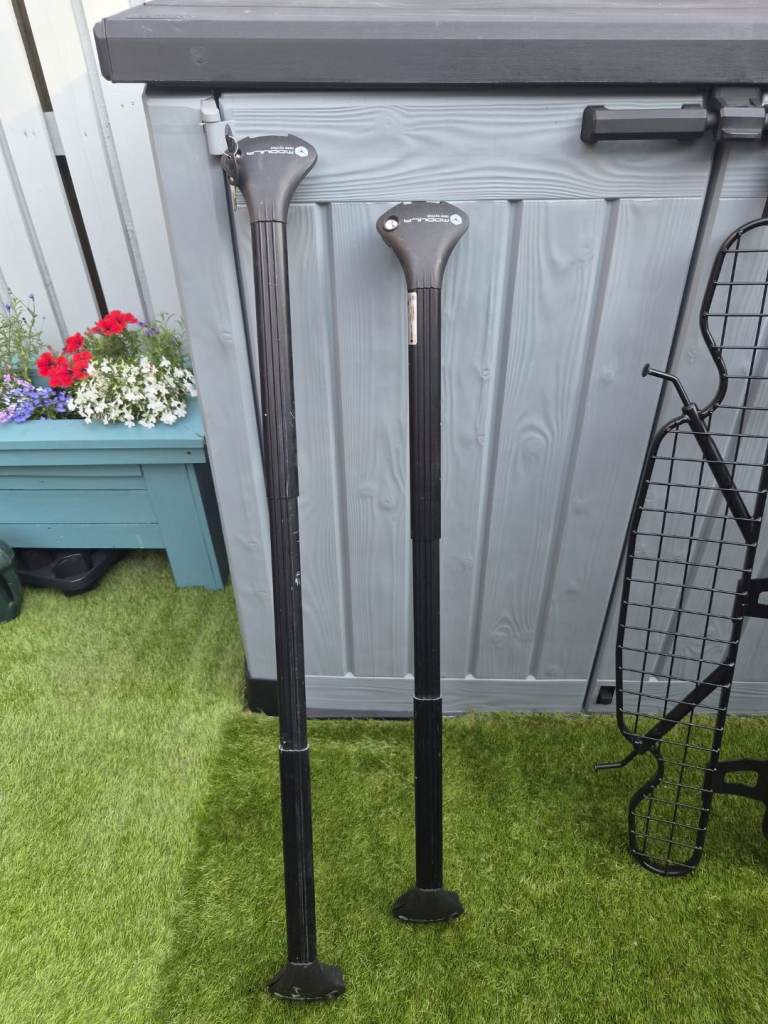 Roof bars