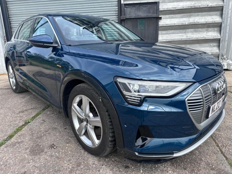 2022 22 REG AUDI E-TRON 55 TECHNIK QUATTRO AUTO 95KWH DAMAGED REPAIRABLE SALVAGE