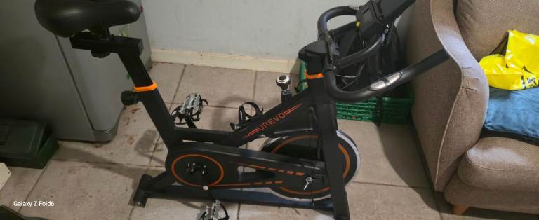 Exercise cycle