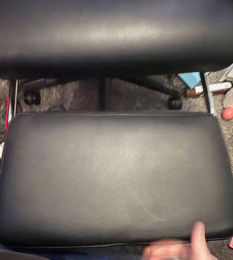 Extreme gaming led light up chair 