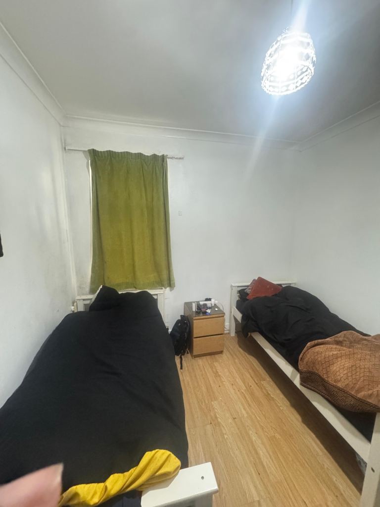 Room share in Southall 