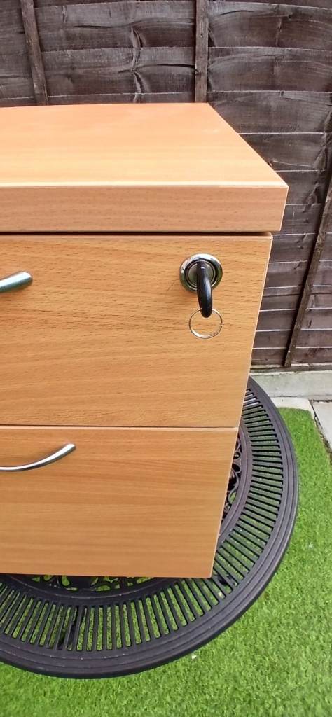 Fileing Cabinet With Key 