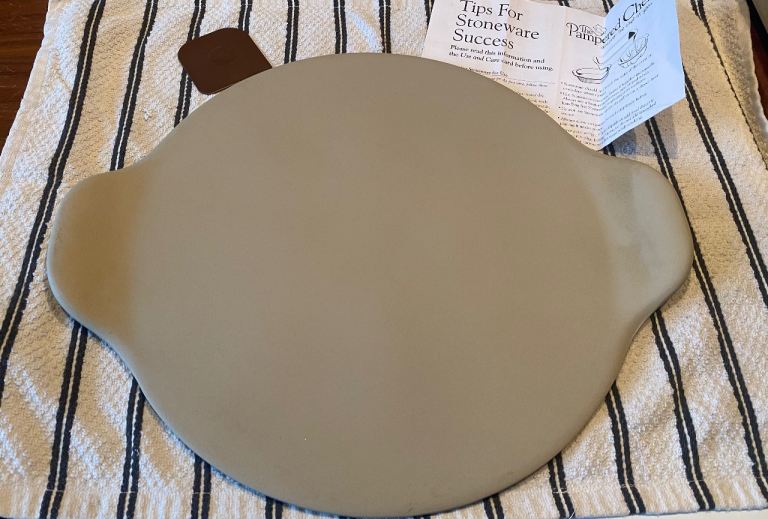 Pampered Chef 13” pizza stone