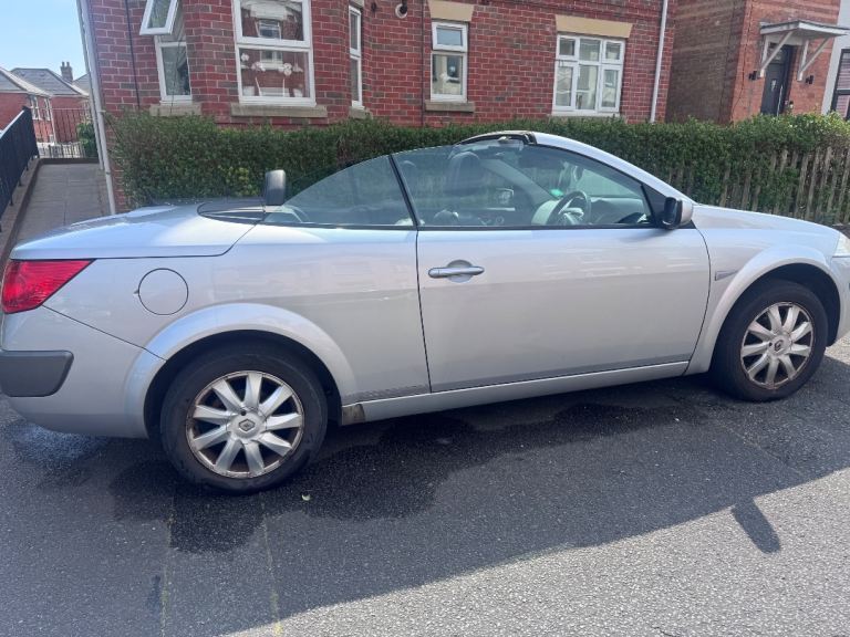 Renault, MEGANE, Convertible, 2006, Manual, 1598 (cc), 2 doors