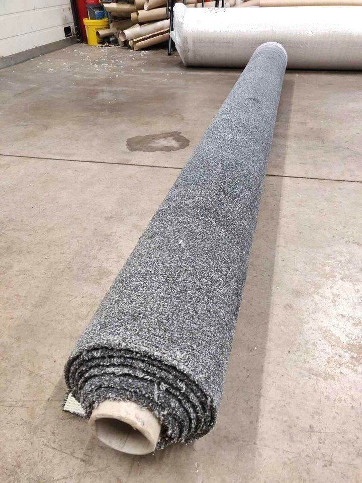 Durable Grey Twist Carpet | 11mm Thick | Hard-Wearing & Stain Resistant