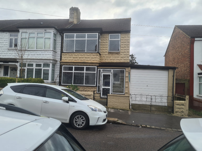 Magnificient Spacious Double Room With ALL BILLS INCLUDED In Thornton Heath