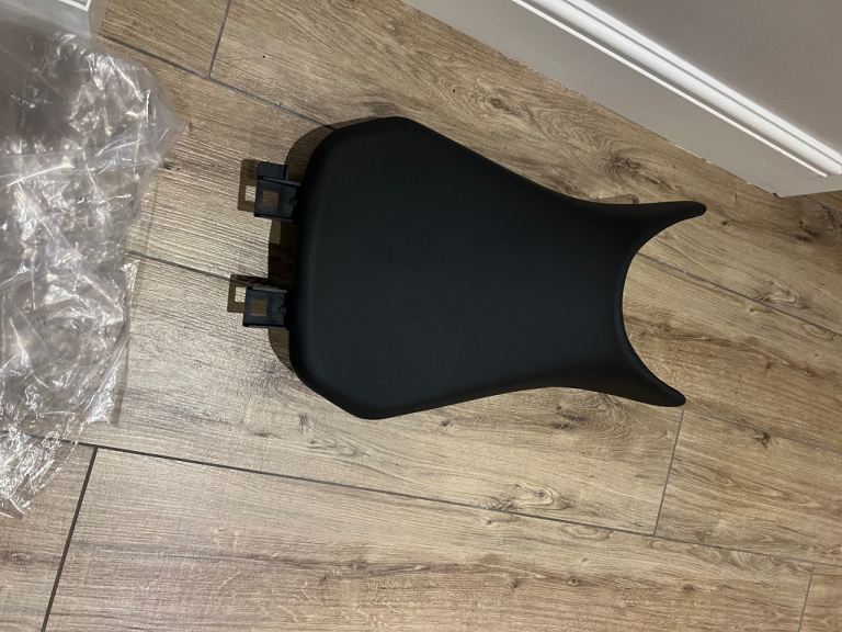 BMW R 1250 RS 2023 high seat 820mm part number 52 53 5 A67 7D4