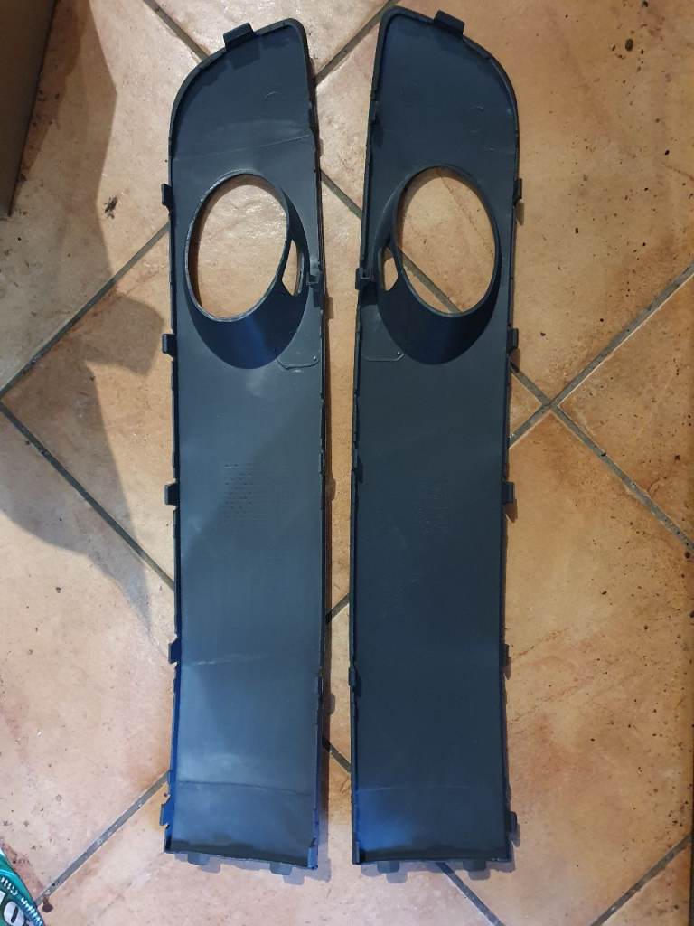 VW T5 & T5.1 TRANSPORTER FRONT BUMPER FOG LIGHT SURROUNDS BRAND NEW 