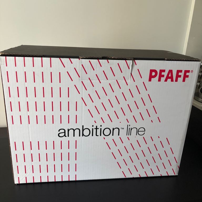 Pfaff Ambition 610 & Pfaff Admire 1000 Overlocker - New