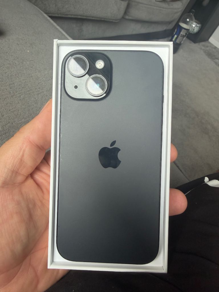 iPhone 15 128gb black 