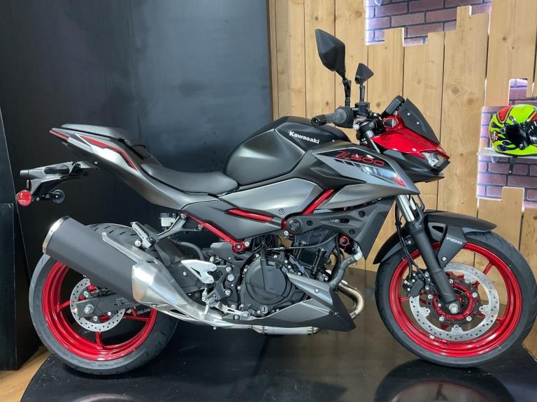 Kawasaki Z500 SE 2025 With LOW RATE FINANCE! 0% HP & 5.9% PCP APR! SAVE £££s!