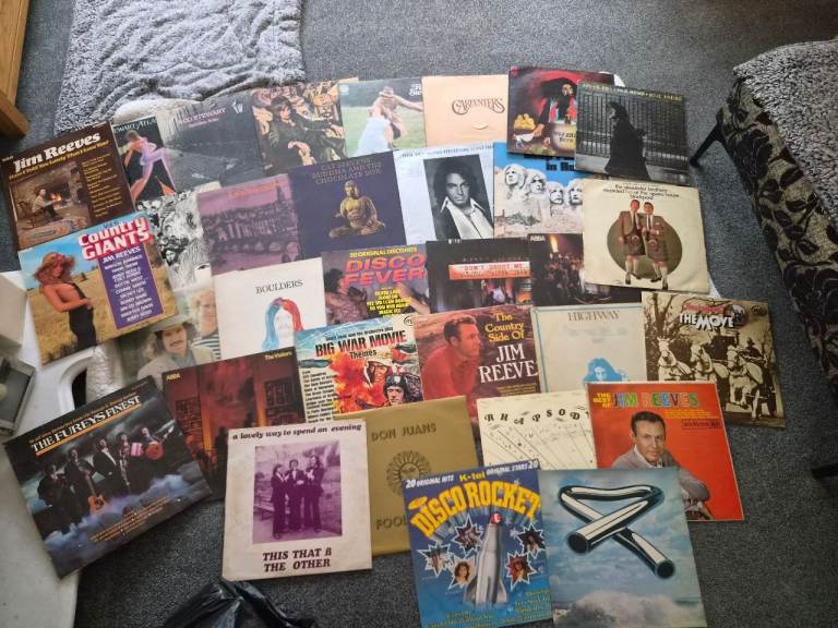Large Collection of Vintage Vinyl Records – Various Artists