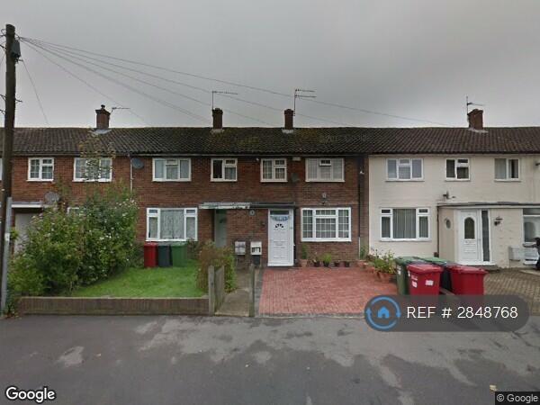 4 bedroom house in Reddington Drive, Slough, SL3 (4 bed) (#2848768)