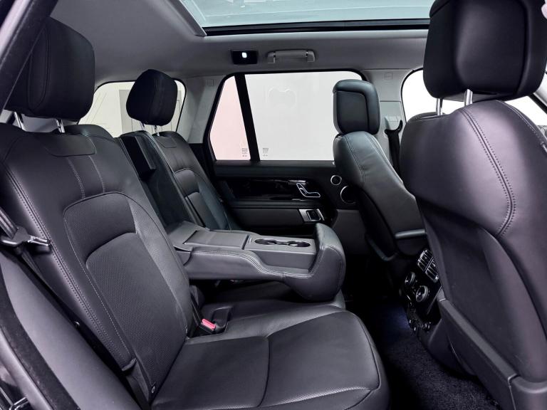 2020 Land Rover Range Rover 2.0 P400e 13.1kWh Vogue SUV 5dr Petrol Plug-in Hybrid Auto 4WD Euro 6...