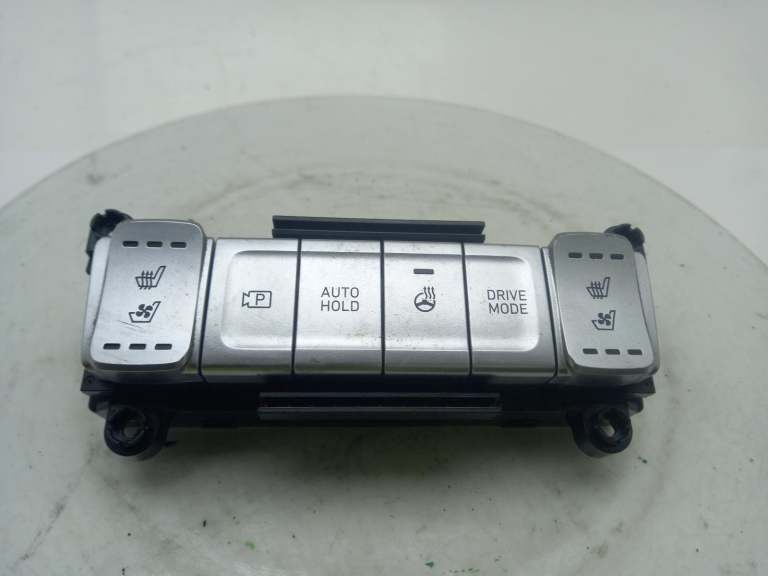 Hyundai Kona Heated Seats Switch Pannel 2020-2023