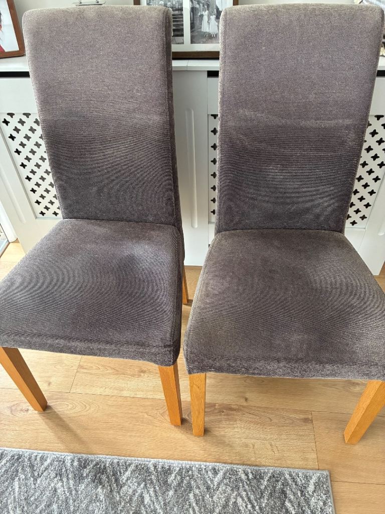 4 dinning chairs 
