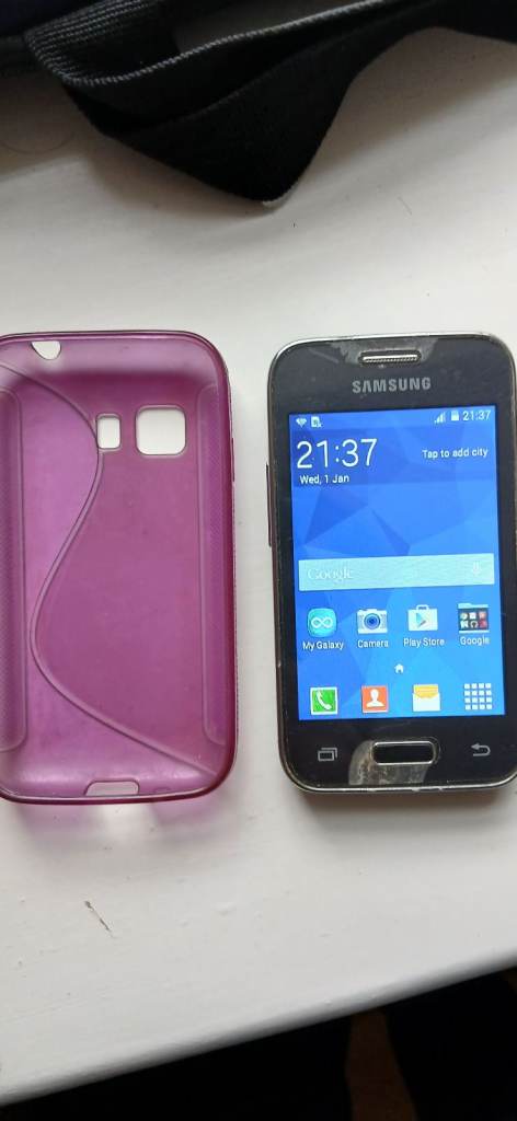 Samsung Galaxy Young 2. Collection only.