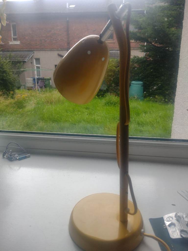 Lamp / yellow/ touch lamp base