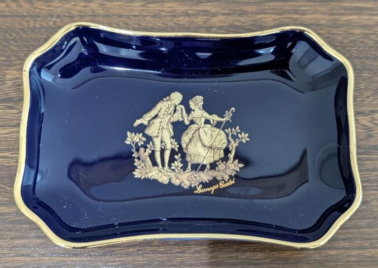 LIMOGES CASTEL FRANCE 22K GOLD COBALT BLUE MINIATURE TRINKET DISH 11cm x 7cm