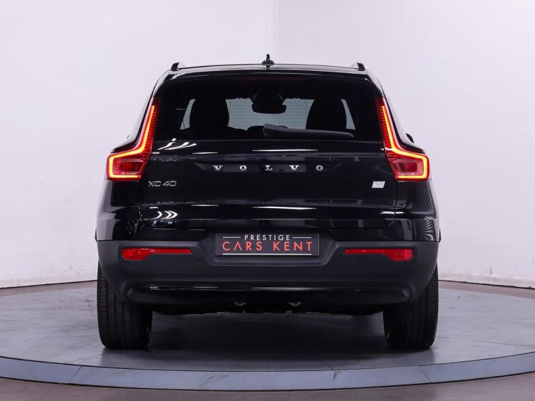 2023 Volvo XC40 Plus P8 AWD (408 hp) ESTATE Electric Automatic