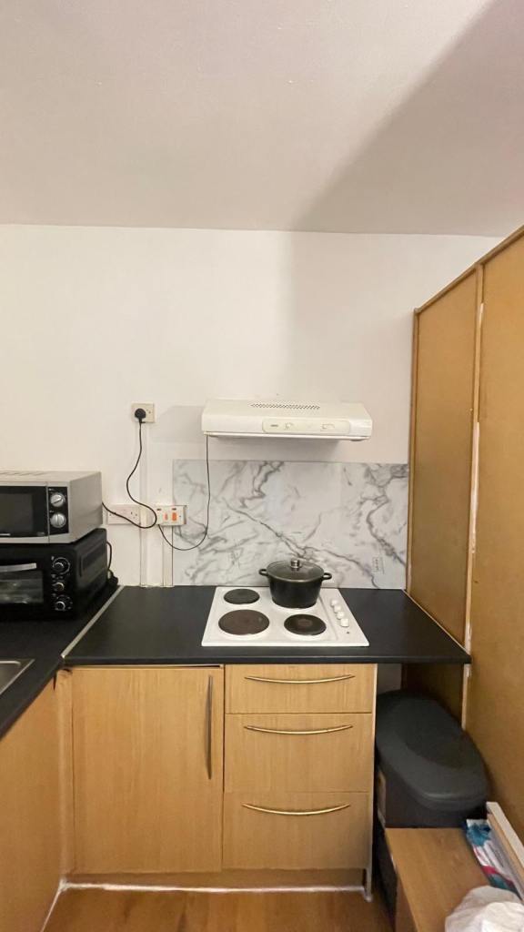 Studio to rent