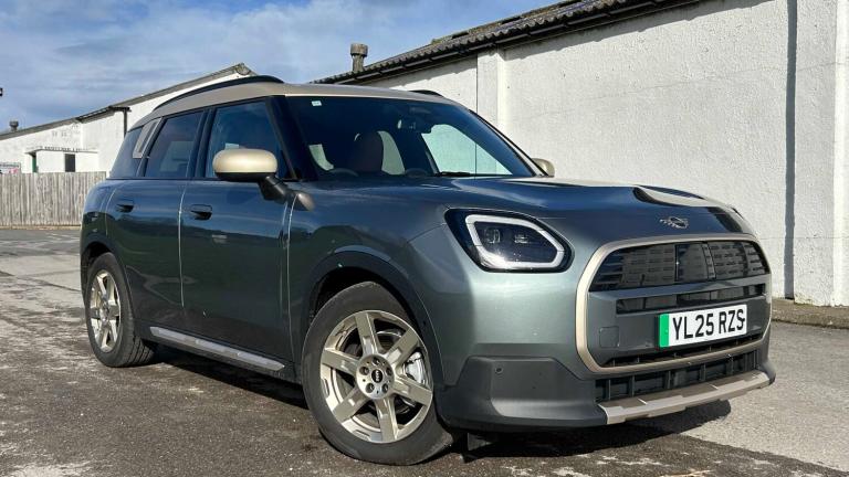  MINI Countryman 150kW E Exclusive 66kWh 5dr Auto Hatchback Electric Automatic