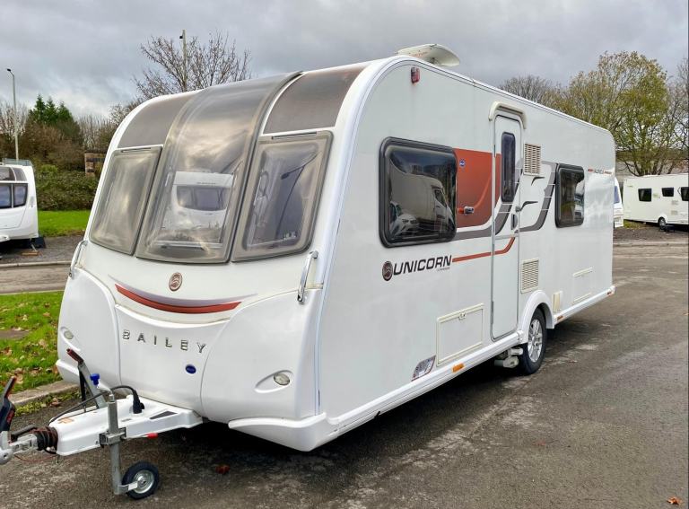 2015 Bailey Unicorn 3 Valencia, 4 Berth, Single Axle, Pre Owned Caravan