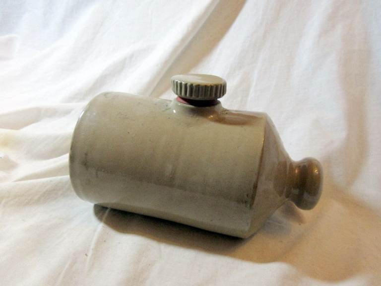 VINTAGE STONEWARE HOT WATER BOTTLE BY PEARSONS of CHESTERFIELD