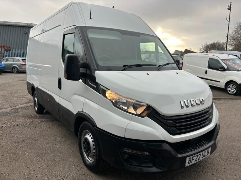 2022 Iveco Daily 2.3d 35S14b MWB High Roof Automatic, **PART EX**