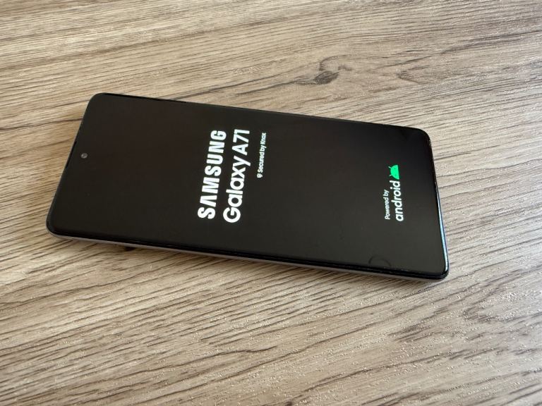 Samsung Galaxy A71