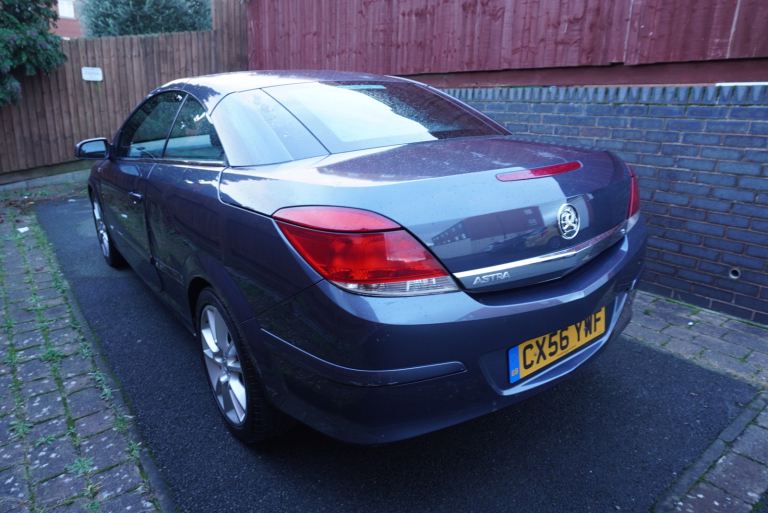 Vauxhall, ASTRA, Convertible, 2006, Manual, 1796 (cc), 3 doors