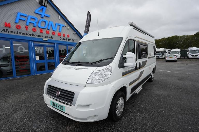 Autotrail Tribute 670 FIAT 5.99 METRES 2 BERTH 4 TRAVEL SEAT MOTORHOME