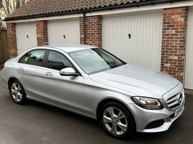 MERCEDES C200 SE AUTO PETROL ULEZ & CAZ FREE