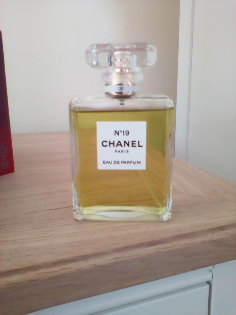 Chanel Eau De Parfum Spray 100ml