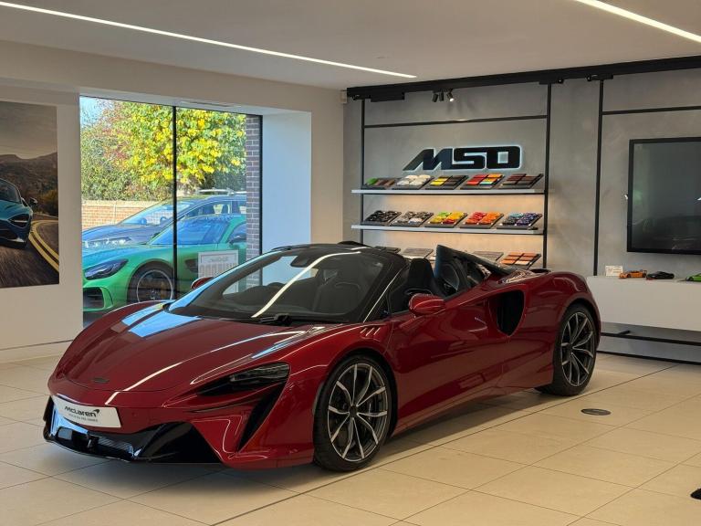  McLaren Artura 3.0T V6 7.4kWh Performance Spider 2dr Petrol Plug-in Hybrid SSG Euro 6 (s/s Petro...