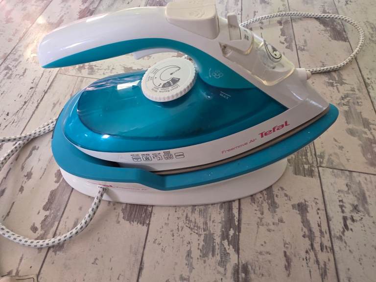 Tefal Freemove cordless iron