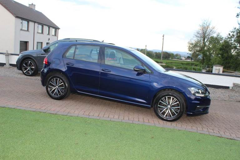 2018 VOLKSWAGEN GOLF SE NAVIGATION 1.6 TDI