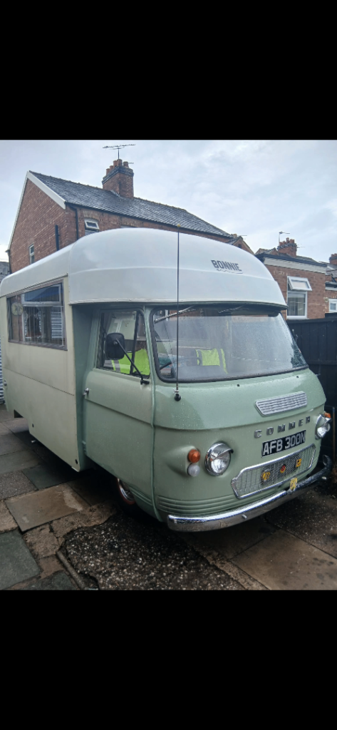 Commer highway man