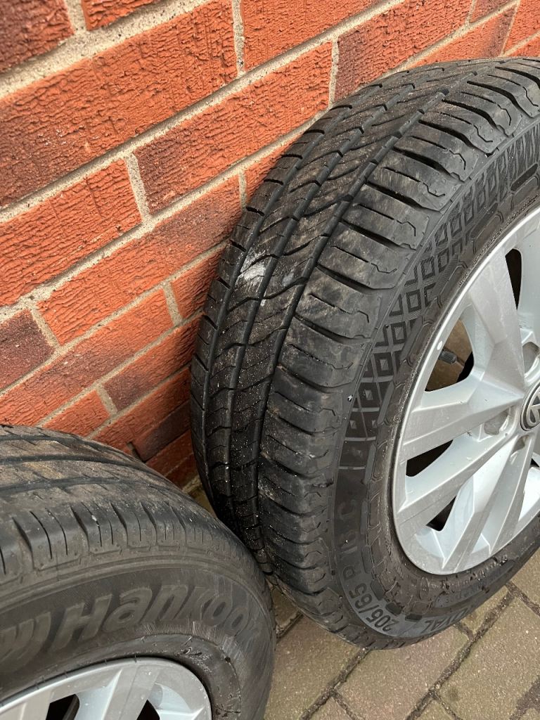 VW Transporter alloys