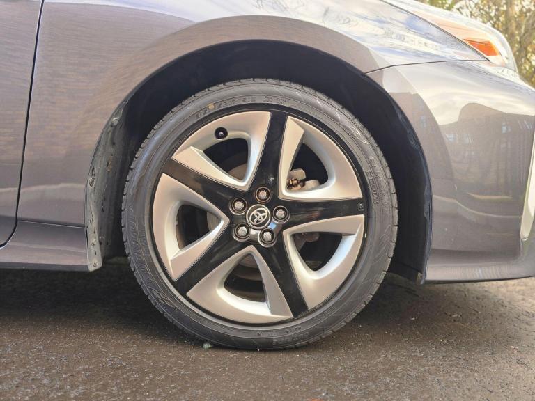  Toyota Prius 1.8 VVT-h Excel Hatchback 5dr Petrol Hybrid CVT Euro 6 (s/s) (122 ps) Petrol/Electr...