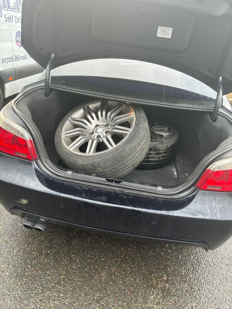 X2 19 INCH SPYDER ALLOYS 4 BMW E60 (5 series)