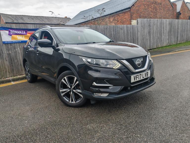 2017 Nissan Qashqai 1.2 DiG-T N-Connecta 5dr HATCHBACK Petrol Manual